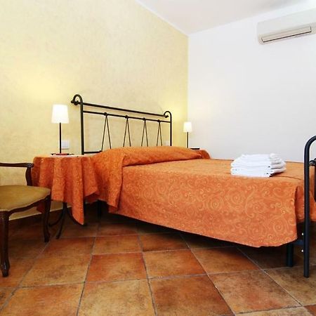 סרזאנה Agriturismo Di Paterno מראה חיצוני תמונה